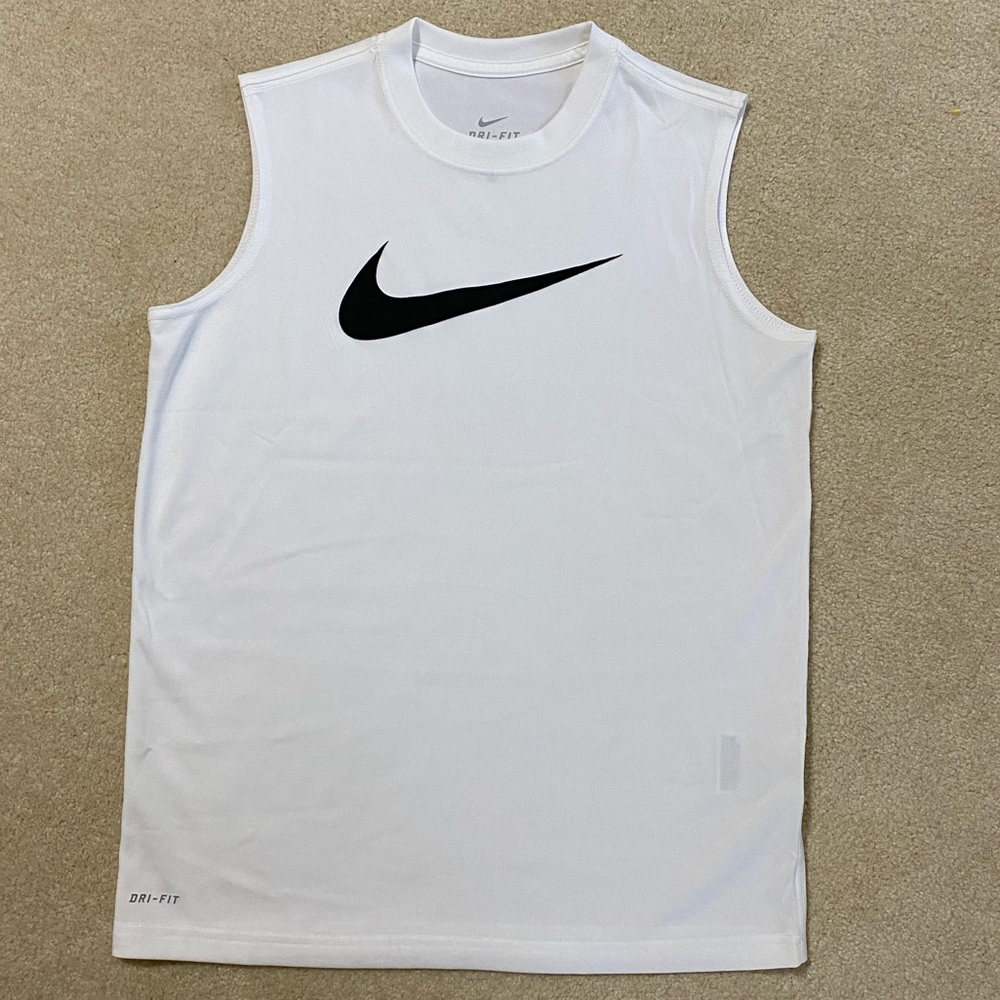 Nike youth sleeveless Dry fit shirt